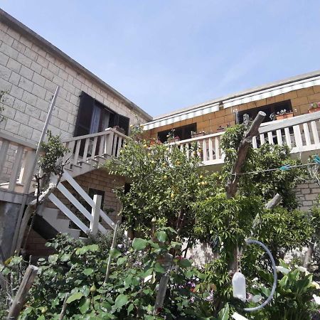 Apartmani Luce Sumartin Dış mekan fotoğraf