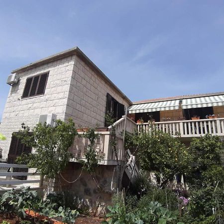 Apartmani Luce Sumartin Dış mekan fotoğraf